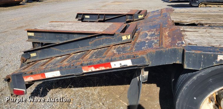 image for item DI1169 2009 Transcraft DTL-2100 W2  drop deck equipment trailer