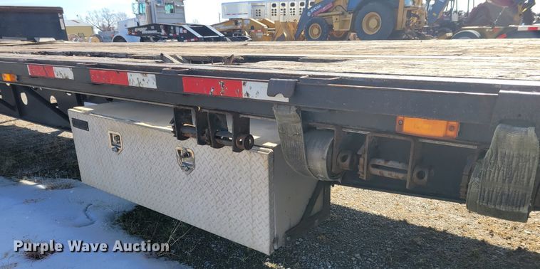 image for item DI1169 2009 Transcraft DTL-2100 W2  drop deck equipment trailer