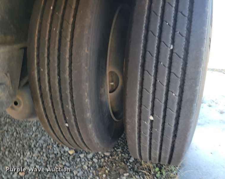 image for item DI1169 2009 Transcraft DTL-2100 W2  drop deck equipment trailer