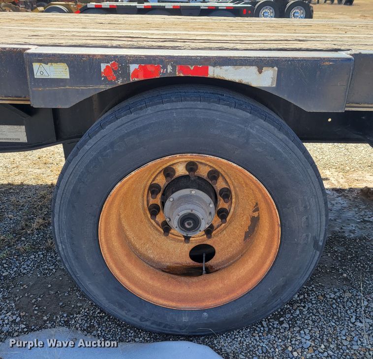 image for item DI1169 2009 Transcraft DTL-2100 W2  drop deck equipment trailer
