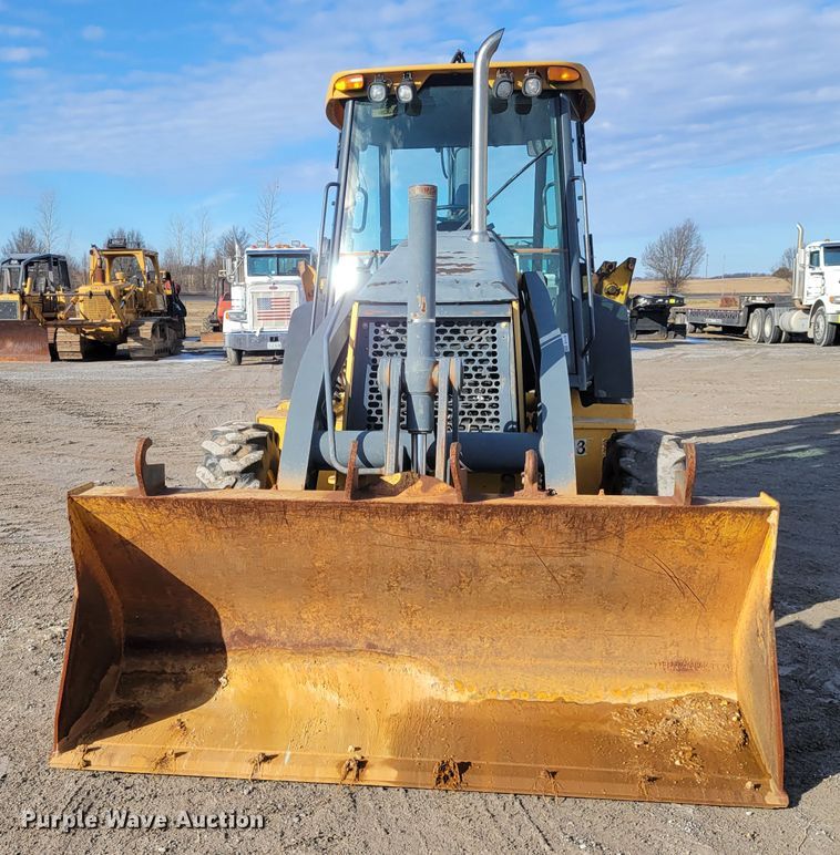 image for item DI1170 2008 John Deere 310SJ  backhoe