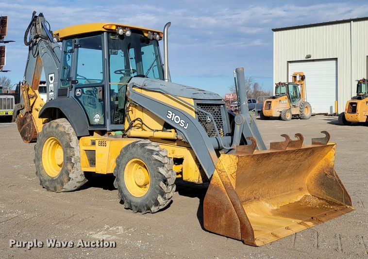 image for item DI1170 2008 John Deere 310SJ  backhoe
