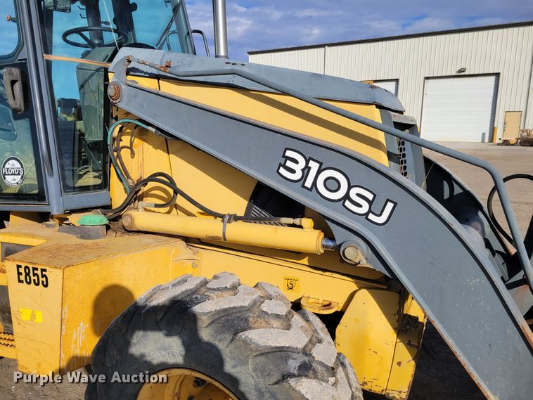 image for item DI1170 2008 John Deere 310SJ  backhoe
