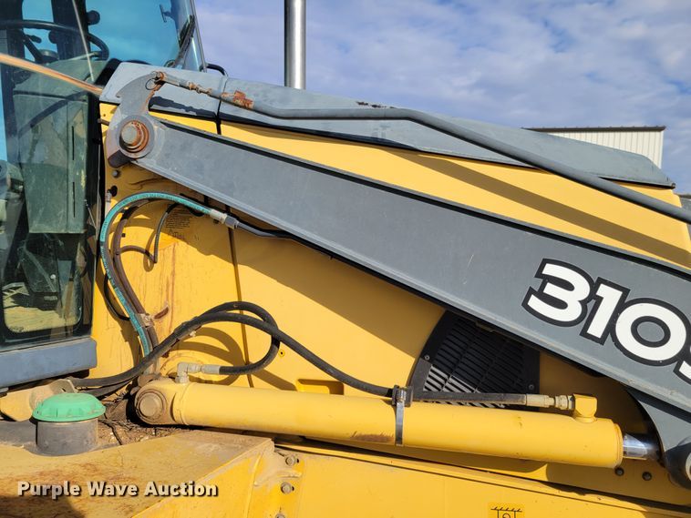 image for item DI1170 2008 John Deere 310SJ  backhoe
