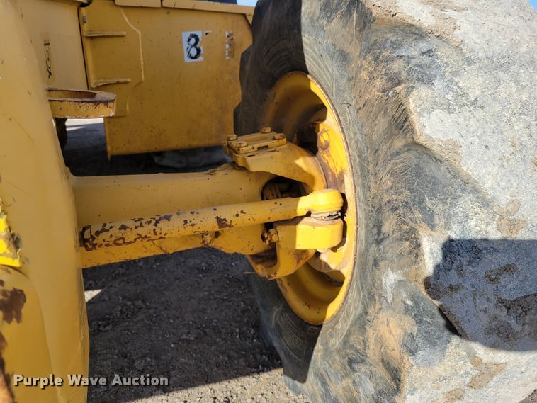 image for item DI1170 2008 John Deere 310SJ  backhoe