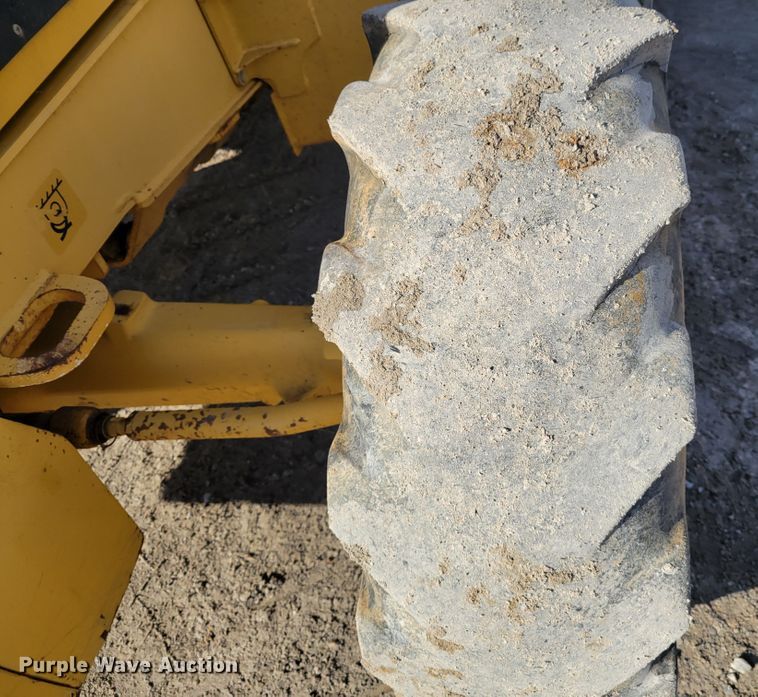 image for item DI1170 2008 John Deere 310SJ  backhoe