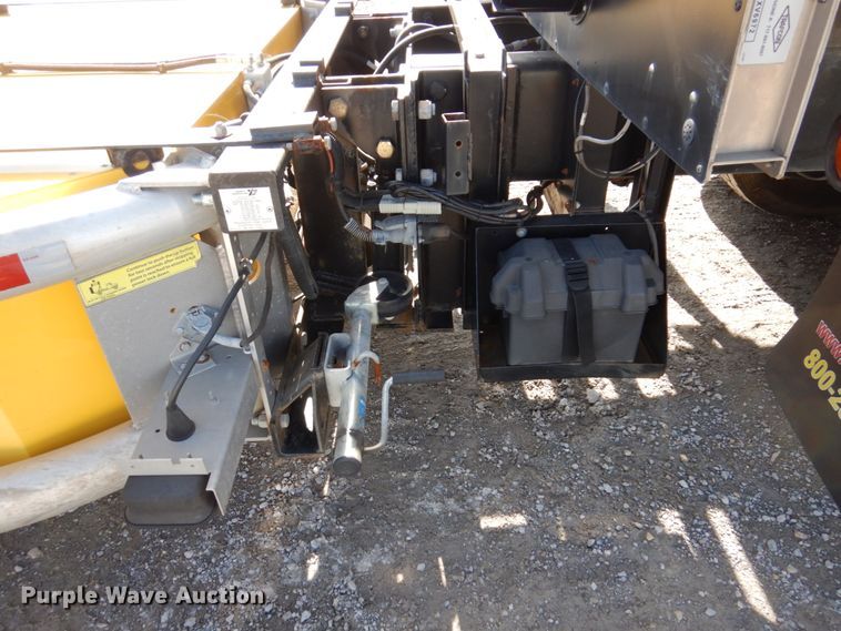 image for item DI1171 2007 Freightliner M2 106  flatbed truck