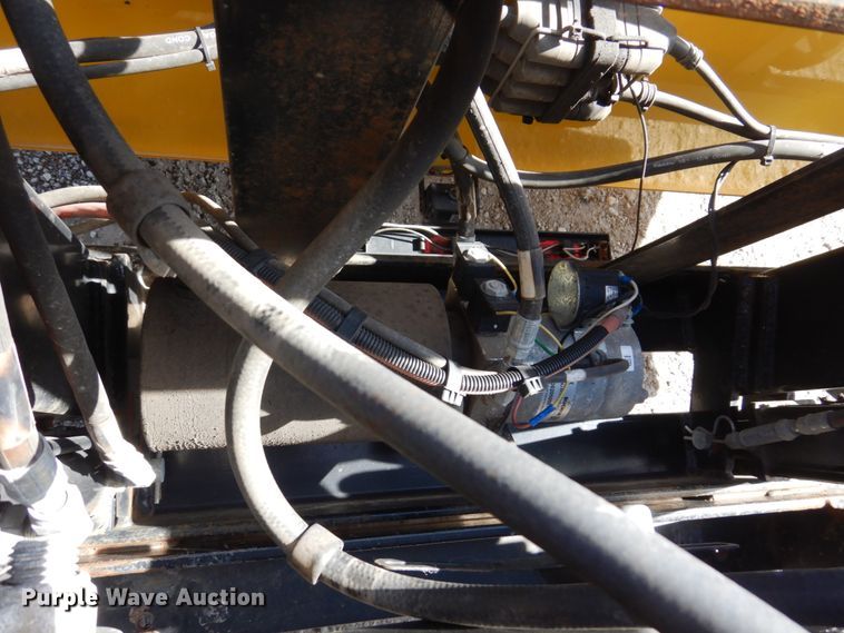 image for item DI1171 2007 Freightliner M2 106  flatbed truck