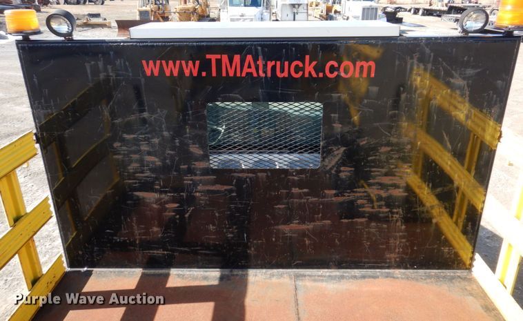 image for item DI1171 2007 Freightliner M2 106  flatbed truck