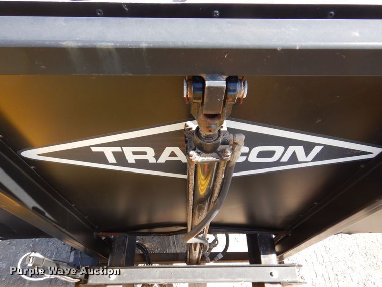 image for item DI1171 2007 Freightliner M2 106  flatbed truck