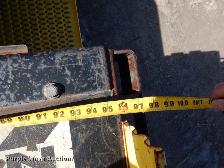 image for item DI1171 2007 Freightliner M2 106  flatbed truck