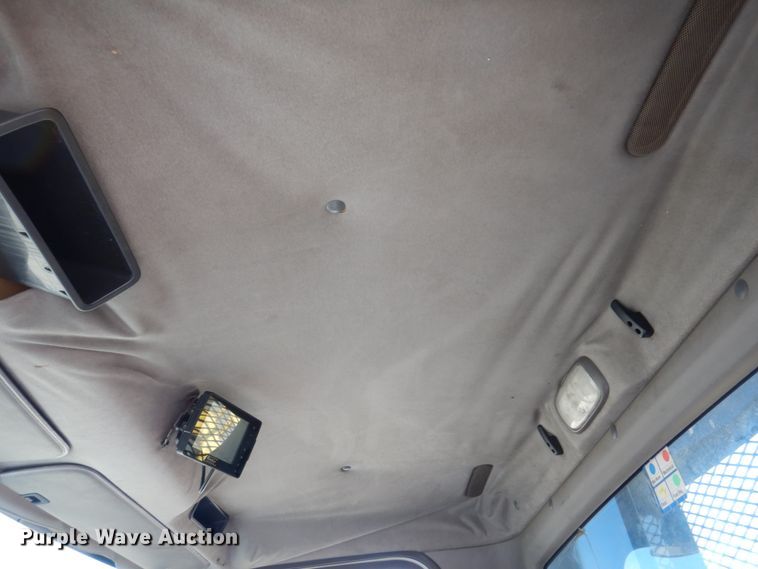 image for item DI1171 2007 Freightliner M2 106  flatbed truck