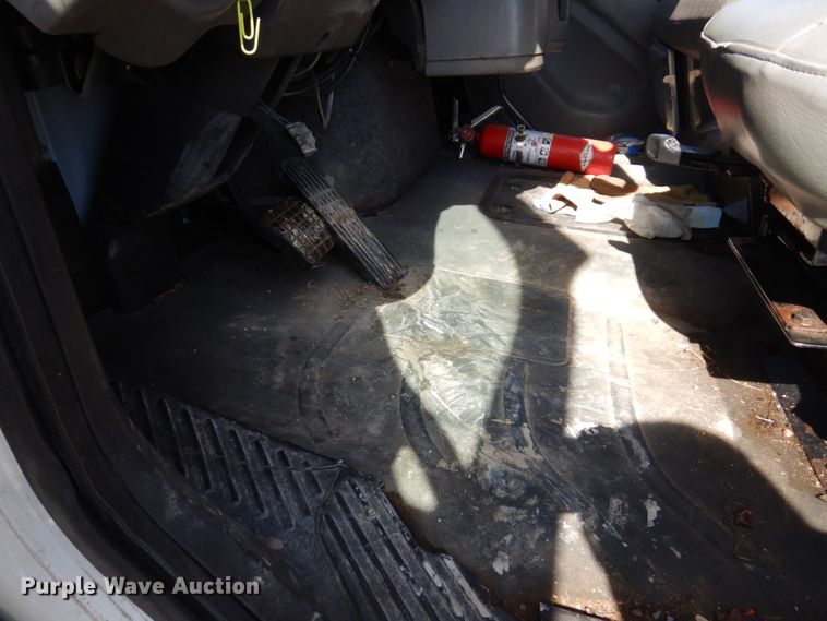 image for item DI1171 2007 Freightliner M2 106  flatbed truck