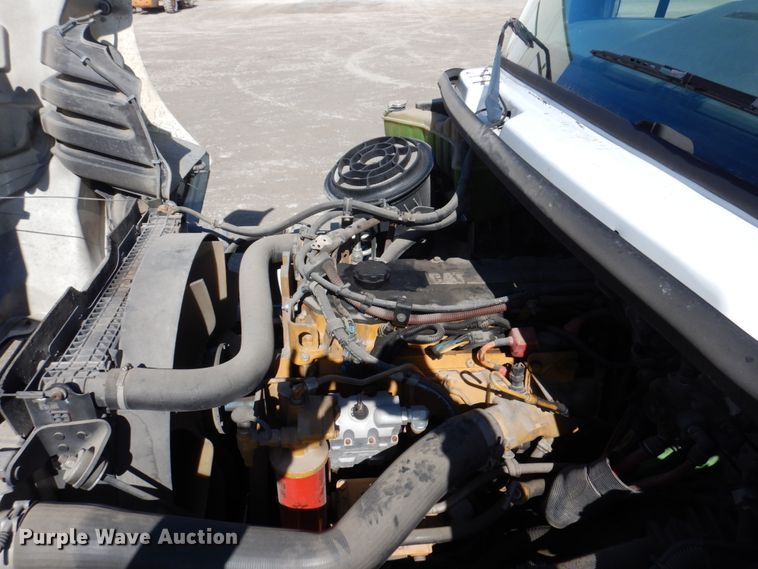 image for item DI1171 2007 Freightliner M2 106  flatbed truck