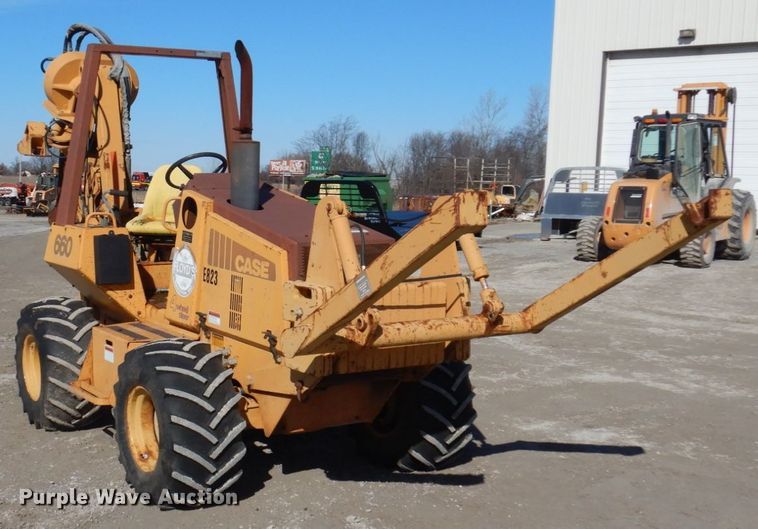 image for item DI1173 1993 Case 660  cable plow