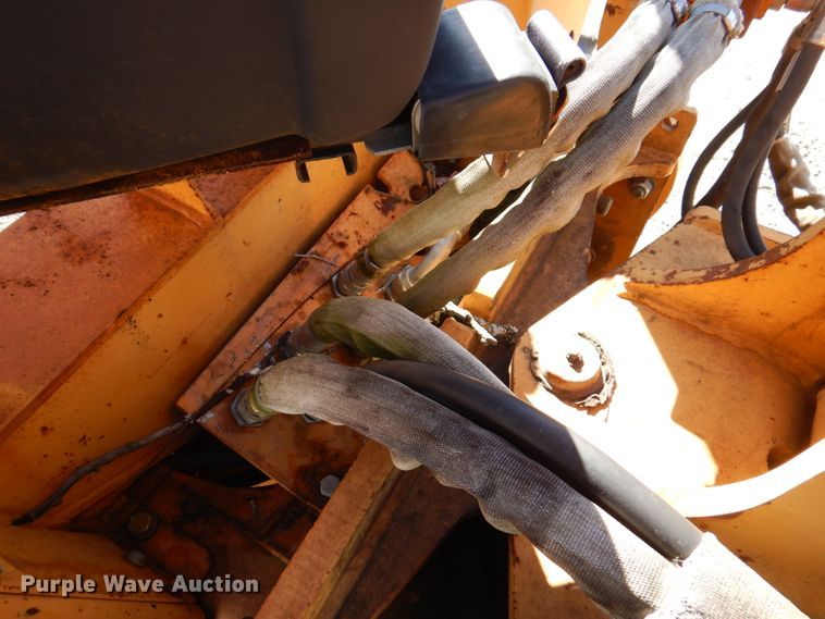 image for item DI1173 1993 Case 660  cable plow