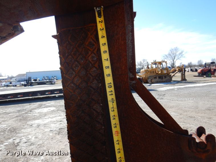 image for item DI1173 1993 Case 660  cable plow