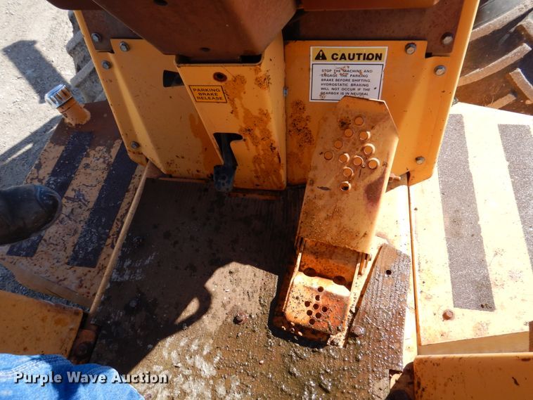 image for item DI1173 1993 Case 660  cable plow