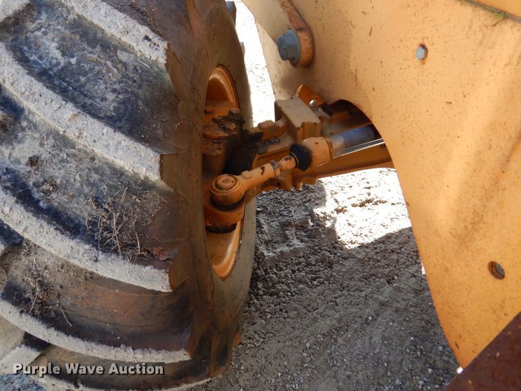 image for item DI1173 1993 Case 660  cable plow