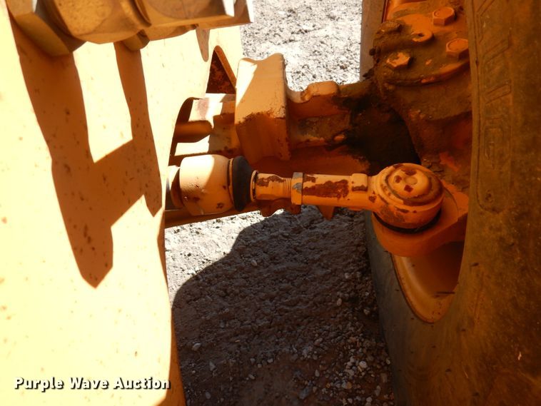 image for item DI1173 1993 Case 660  cable plow