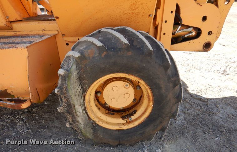 image for item DI1173 1993 Case 660  cable plow