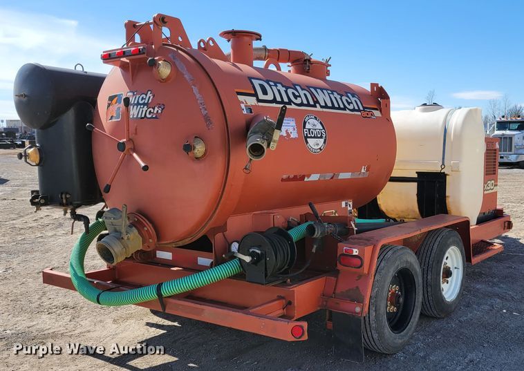 image for item DI1175 2010 Ditch Witch FX30  vacuum excavator