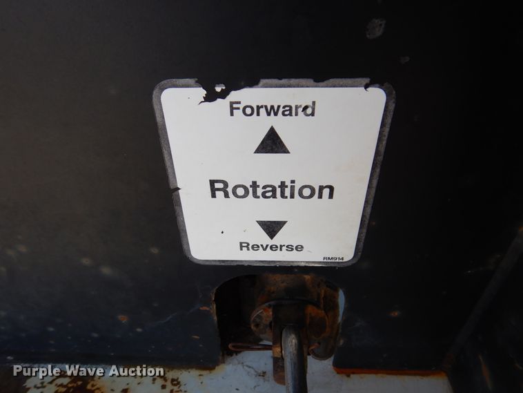 image for item DI1176 2010 Larson  reel trailer