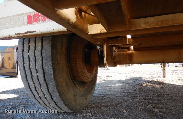 image for item DI1176 2010 Larson  reel trailer