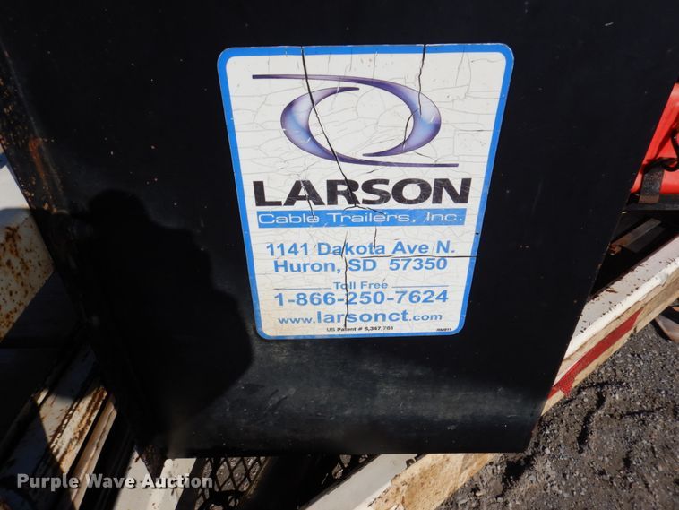 image for item DI1176 2010 Larson  reel trailer