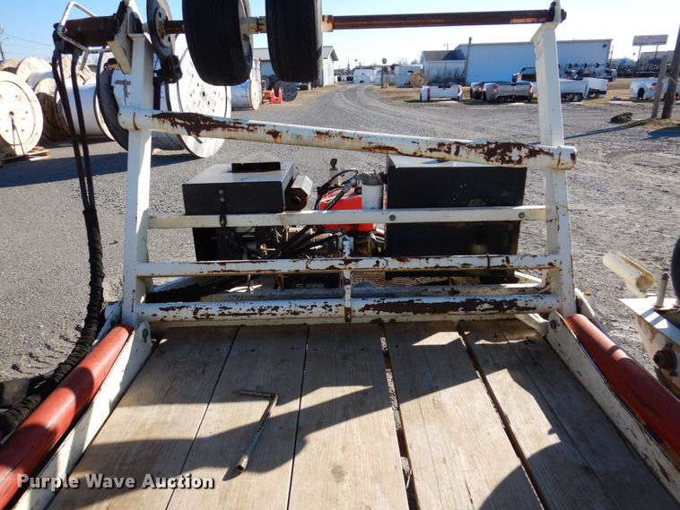 image for item DI1176 2010 Larson  reel trailer