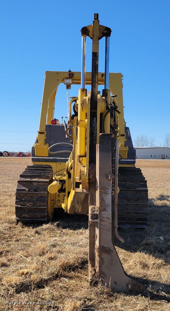 image for item DI1180 1993 Komatsu D135A-2  cable plow