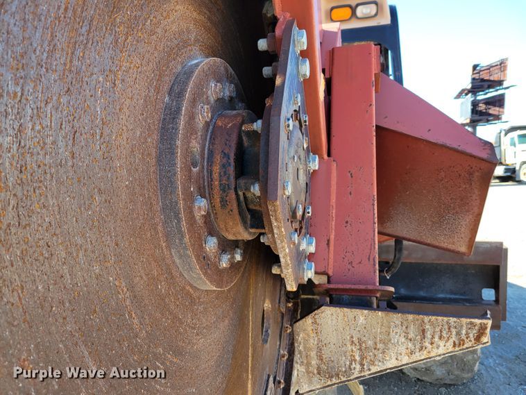 image for item DI1181 2006 Ditch Witch RT115  rock saw