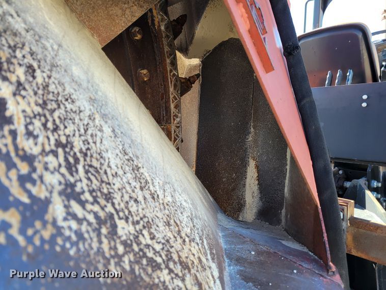 image for item DI1181 2006 Ditch Witch RT115  rock saw