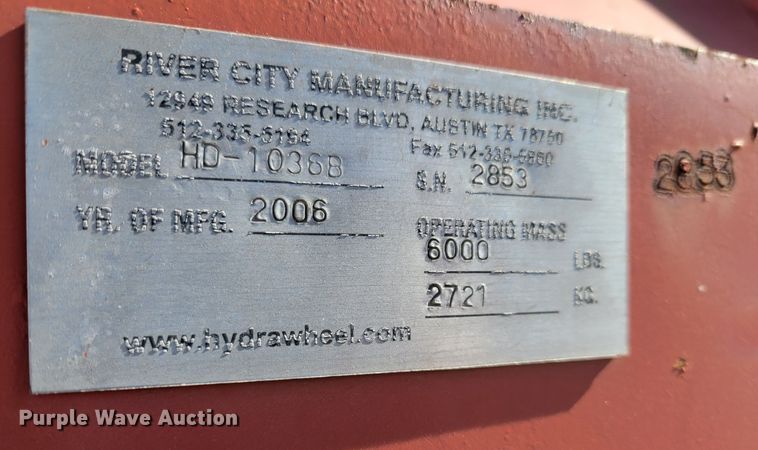 image for item DI1181 2006 Ditch Witch RT115  rock saw