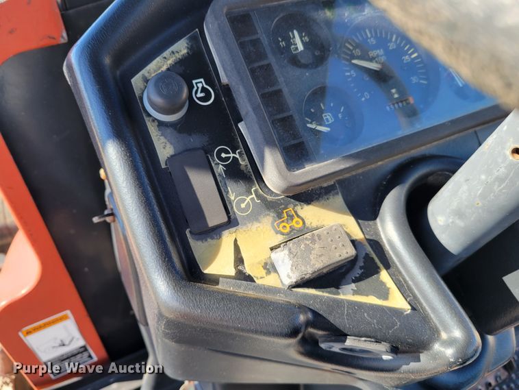 image for item DI1181 2006 Ditch Witch RT115  rock saw