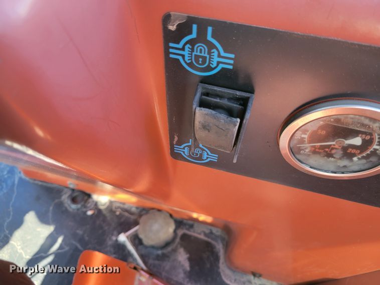 image for item DI1181 2006 Ditch Witch RT115  rock saw