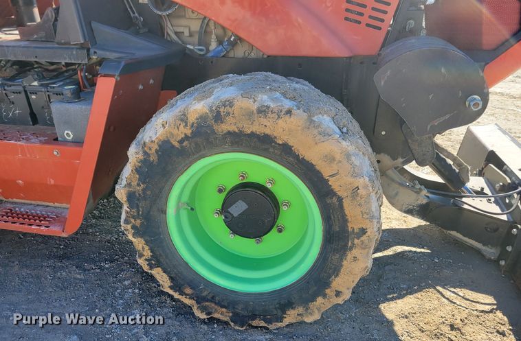 image for item DI1181 2006 Ditch Witch RT115  rock saw