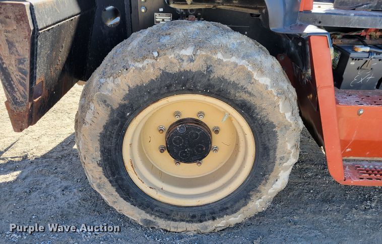 image for item DI1181 2006 Ditch Witch RT115  rock saw