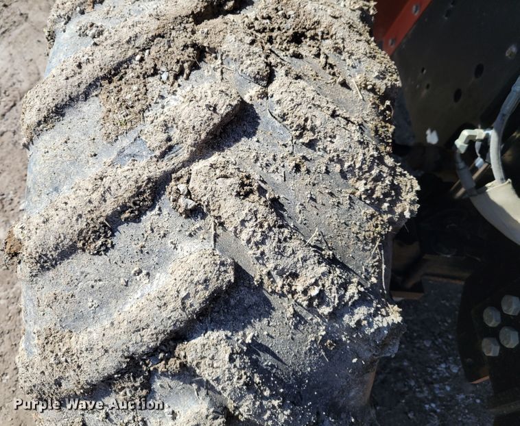 image for item DI1181 2006 Ditch Witch RT115  rock saw