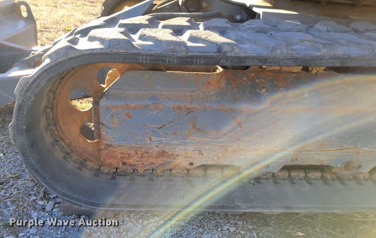 image for item DI1184 2018 Takeuchi TB240  mini excavator