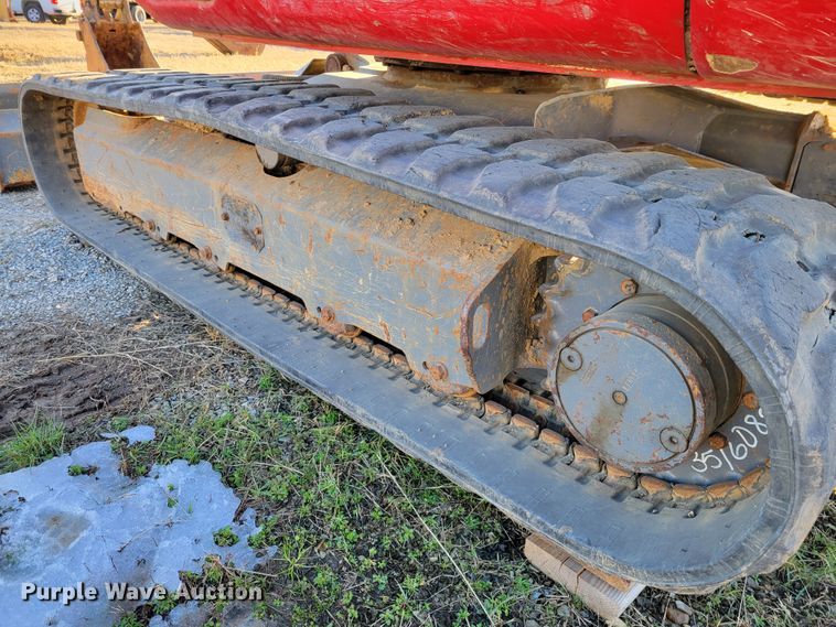 image for item DI1184 2018 Takeuchi TB240  mini excavator