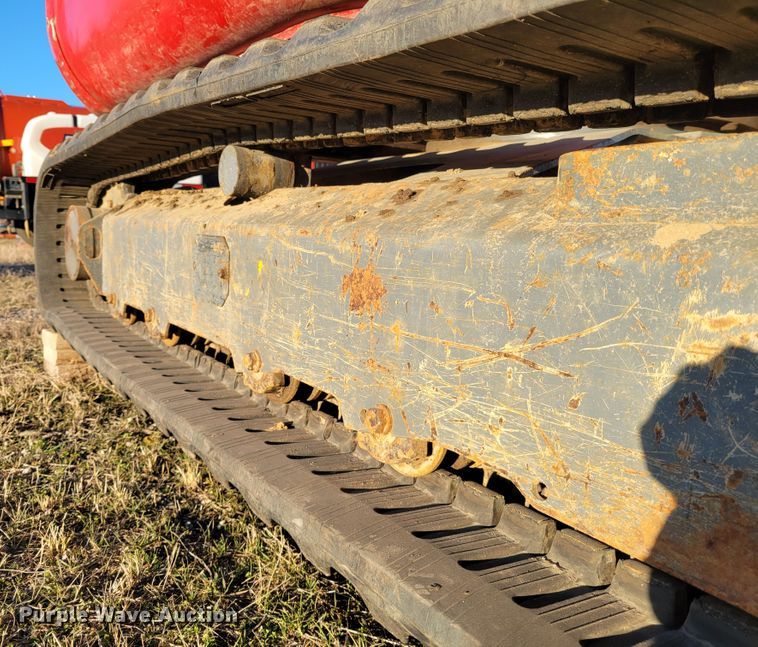 image for item DI1184 2018 Takeuchi TB240  mini excavator