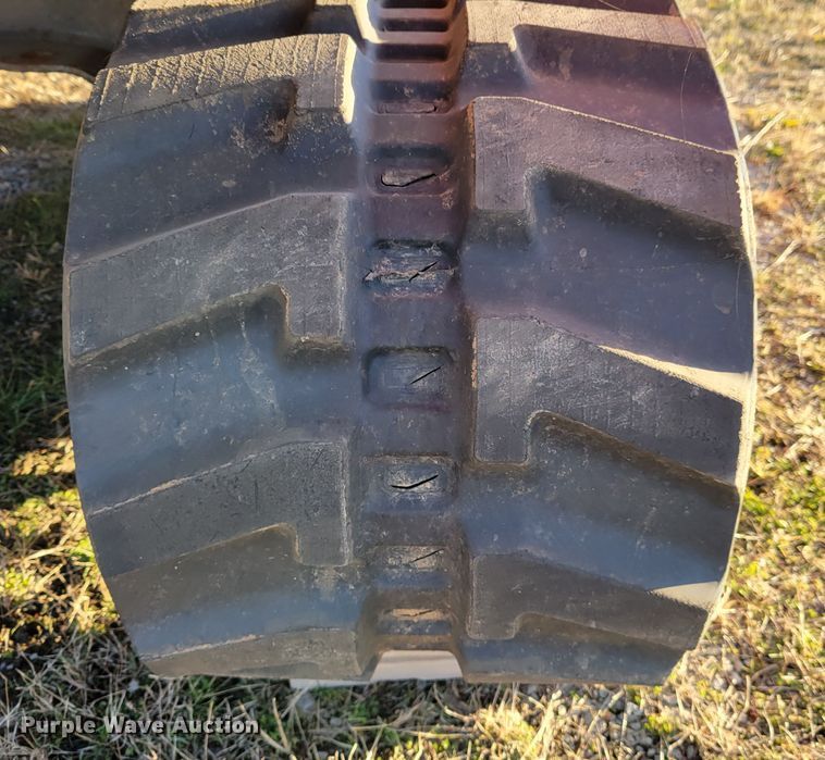 image for item DI1184 2018 Takeuchi TB240  mini excavator