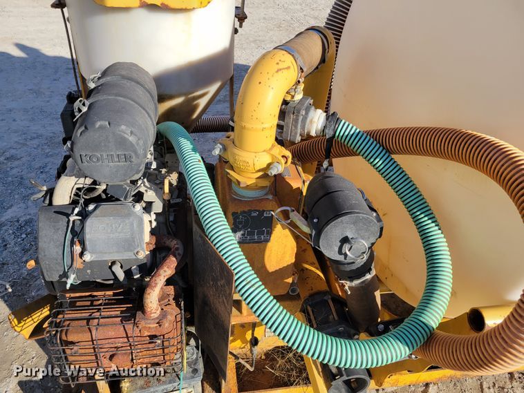 image for item DI1186 2015 Vermeer MX240 fluid mixer