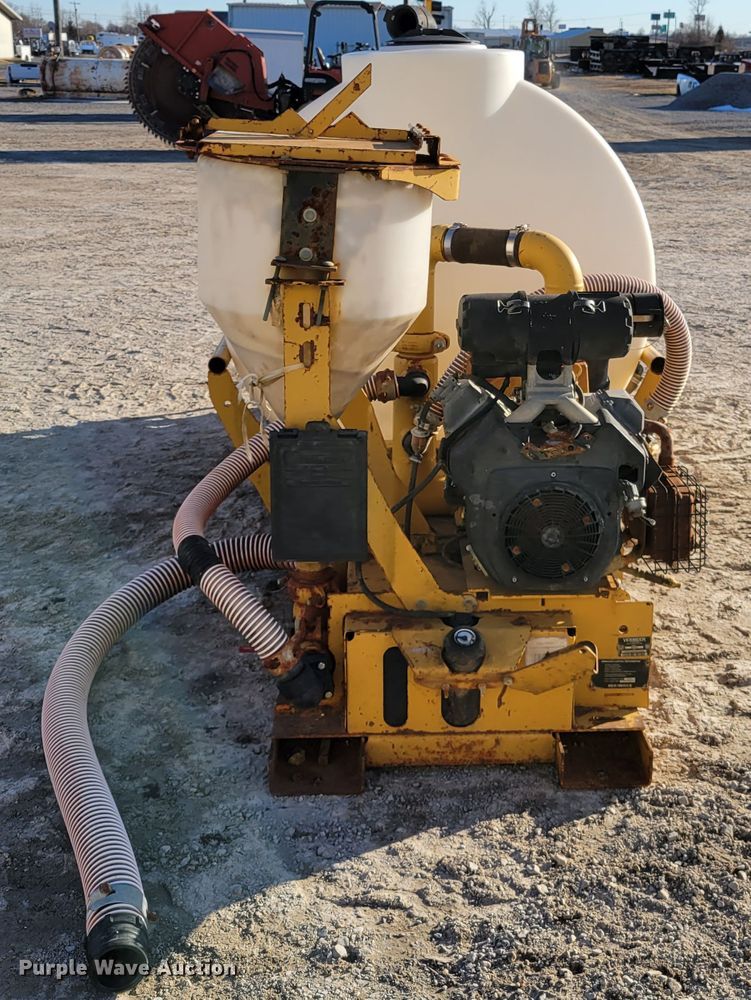 image for item DI1187 2015 Vermeer MX240 fluid mixer