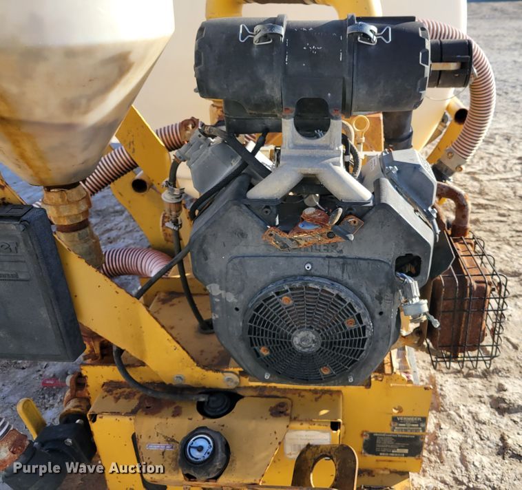 image for item DI1187 2015 Vermeer MX240 fluid mixer