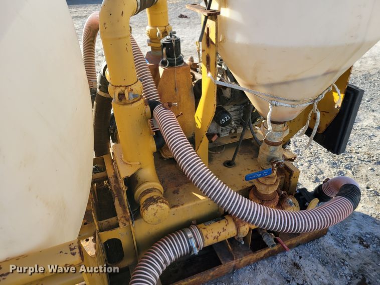 image for item DI1187 2015 Vermeer MX240 fluid mixer