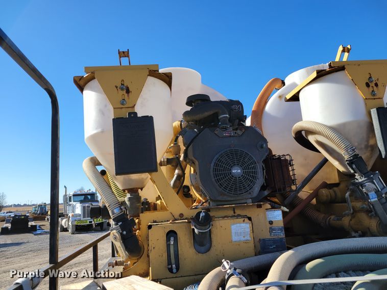 image for item DI1189 1997 Peterbilt 379  flatbed truck with fluid mixers