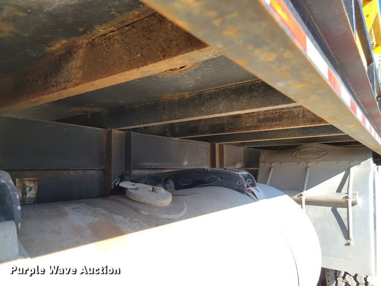 image for item DI1189 1997 Peterbilt 379  flatbed truck with fluid mixers