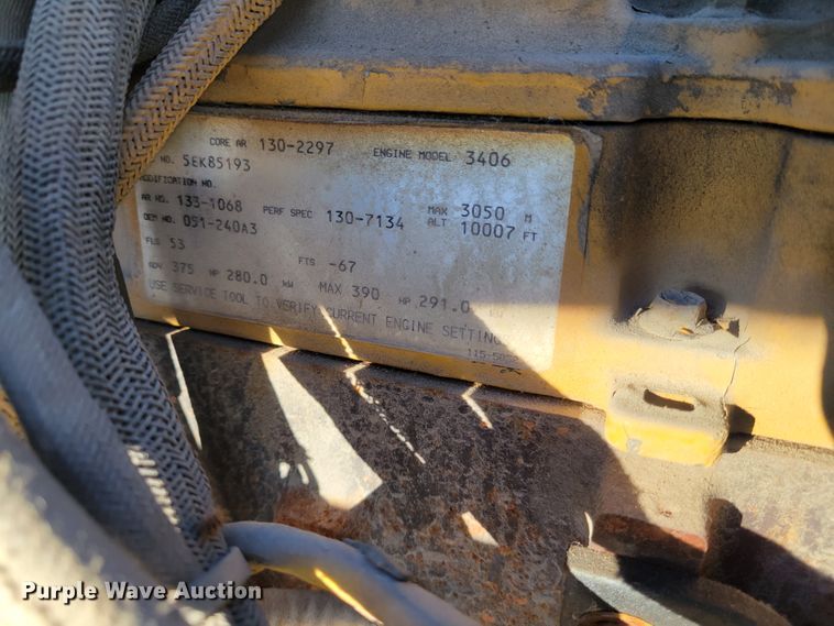 image for item DI1189 1997 Peterbilt 379  flatbed truck with fluid mixers